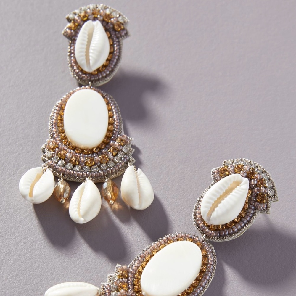 NWT Suzanna Dai Seashell Earrings